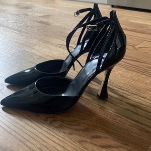 Marc Fisher black pump heel with adjustable ankle strap